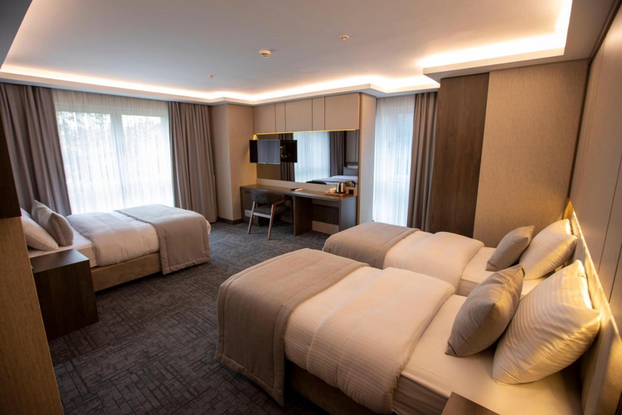 Otel The 4*